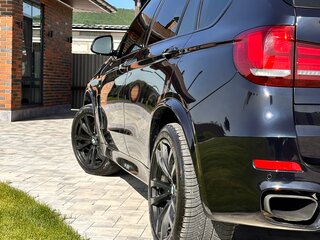 2017 BMW X5 40d III (F15), синий, 3800000 рублей, вид 4