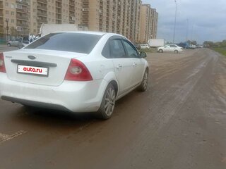 2010 Ford Focus II Рестайлинг, белый, 480000 рублей, вид 5