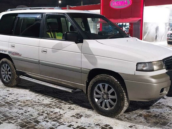 1995 Mazda MPV I (LV), белый, 800000 рублей - вид 3