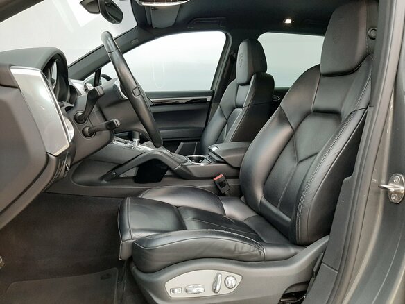2014 Porsche Cayenne II (958), серый, 2749000 рублей - вид 9