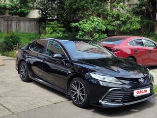 2019 Toyota Camry VIII (XV70), чёрный, 2100000 рублей, вид 1