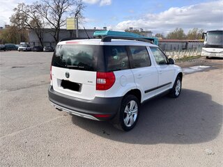 2013 Skoda Yeti I, белый, 750000 рублей, вид 3
