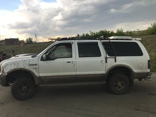 2001 Ford Excursion, белый, 1650000 рублей, вид 5