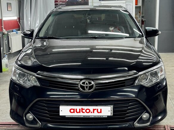 2015 Toyota Camry VII (XV50) Рестайлинг, чёрный - вид 4