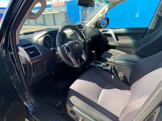 2014 Toyota Land Cruiser Prado 150 Series Рестайлинг 1, серый, 3490000 рублей, вид 5