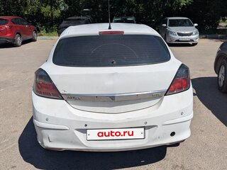2008 Opel Astra GTC H Рестайлинг, белый, 280000 рублей, вид 3