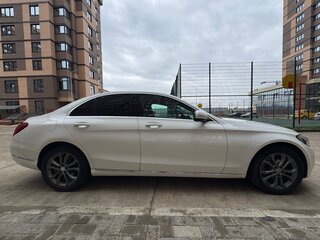 2015 Mercedes-Benz C-Класс 180 IV (W205), белый, 2000000 рублей, вид 5