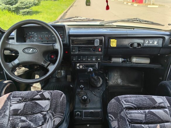 2003 Lada (ВАЗ) 2121 (4x4) I Рестайлинг, белый, 230000 рублей - вид 15