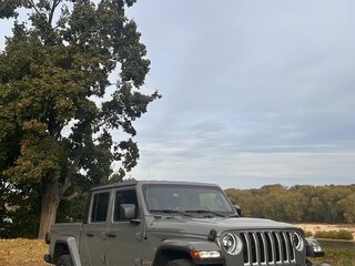 2020 Jeep Gladiator II (JT), серебристый, 3950000 рублей, вид 1