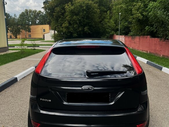 2010 Ford Focus II Рестайлинг, чёрный - вид 14
