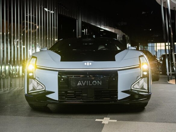 2023 HiPhi Z 120 kWh, голубой, 9500000 рублей - вид 2