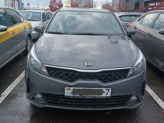 2021 Kia Rio IV Рестайлинг (Global market), серый, 1200000 рублей, вид 1