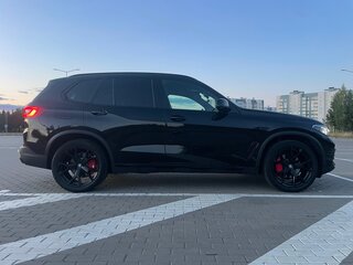 2018 BMW X5 40i IV (G05/G18), чёрный, 4200000 рублей, вид 3