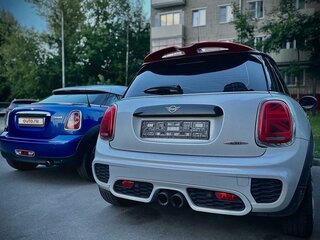 2021 Mini Hatch JCW III (F55/F56) Рестайлинг, серый, 3800000 рублей, вид 5