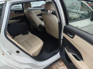 2018 Honda Clarity Plug-in Hybrid II, белый, 790000 рублей, вид 4
