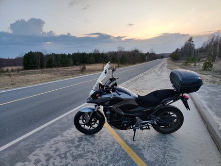 2014 Honda NC 750X, серебристый, 650000 рублей, вид 2