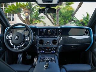 2025 Rolls-Royce Cullinan I Рестайлинг (Series II), чёрный, 51806456 рублей, вид 5
