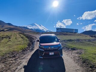 2019 Toyota Vellfire II Рестайлинг, красный, 4190000 рублей, вид 2
