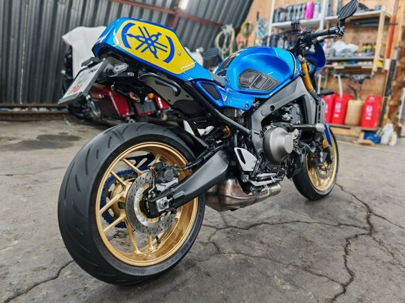 2021 Yamaha XSR900, синий, 1160000 рублей - вид 5