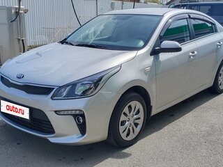 2017 Kia Rio IV, серебристый, 1420000 рублей, вид 1