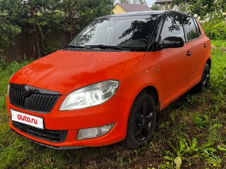 2011 Skoda Fabia II Рестайлинг, серый, 550000 рублей, вид 1