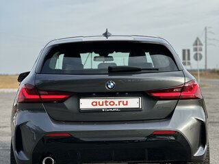 2021 BMW 1 серии 116d III (F40), серый, 2000000 рублей, вид 5