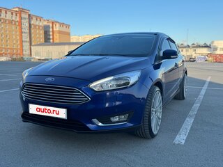 2015 Ford Focus III Рестайлинг, синий, 1900000 рублей, вид 1