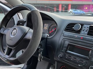 2018 Volkswagen Polo V Рестайлинг, белый, 1225000 рублей, вид 5