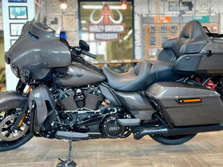 2023 Harley-Davidson Ultra Limited, коричневый, 3950000 рублей, вид 4