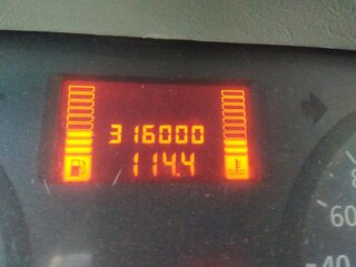 2005 Renault Trafic II, красный, 1256450 рублей, вид 4