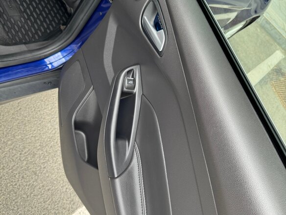 2015 Ford Focus III Рестайлинг, синий, 1520000 рублей - вид 19