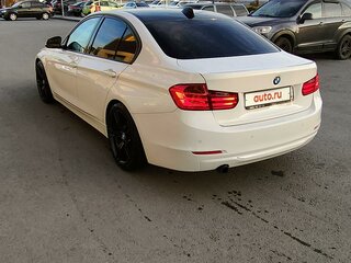 2013 BMW 3 серии 320d xDrive VI (F3x), белый, 2300000 рублей, вид 3