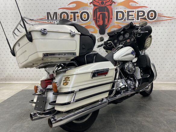 2005 Harley-Davidson Electra Glide, белый, 619000 рублей - вид 3