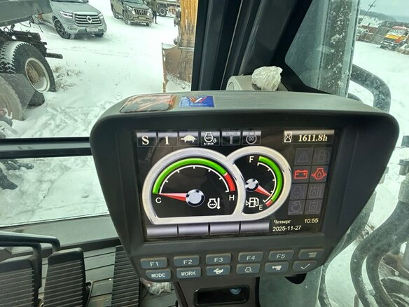 2023 XCMG XE335C, жёлтый, 9550000 рублей - вид 6
