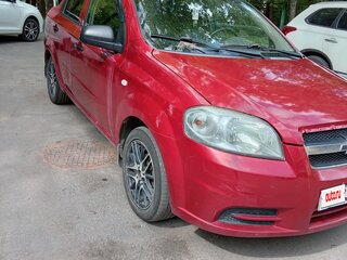 2010 Chevrolet Aveo I Рестайлинг, красный, 300000 рублей, вид 2