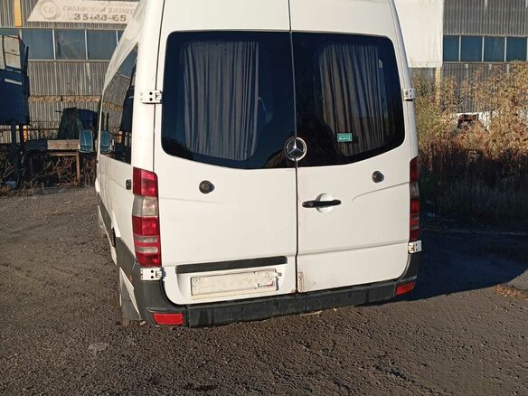 2007 Mercedes-Benz Sprinter, белый, 1700000 рублей - вид 3