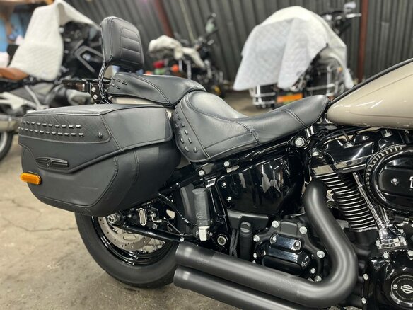 2018 Harley-Davidson Heritage, бежевый, 1490000 рублей - вид 13