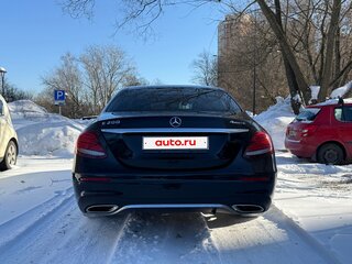 2016 Mercedes-Benz E-Класс 200 V (W213, S213, C238), чёрный, 3790000 рублей, вид 4