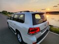 2015 Toyota Land Cruiser 200 Series Рестайлинг 2, белый - вид 11