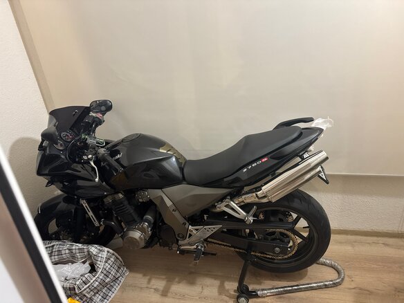 2005 Kawasaki Z 750, чёрный, 350000 рублей - вид 13