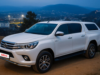 2017 Toyota Hilux VIII, белый, 3800000 рублей, вид 1