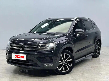Volkswagen Tharu I