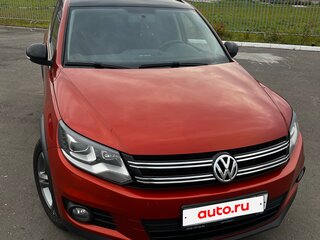 2016 Volkswagen Tiguan Euro 6 I Рестайлинг, красный, 1730000 рублей, вид 1