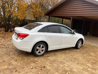 2011 Chevrolet Cruze I, белый, 550000 рублей, вид 2