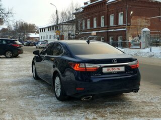 2016 Lexus ES 250 VI Рестайлинг, синий, 2000000 рублей, вид 5