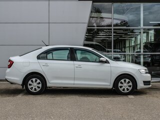 2018 Skoda Rapid I Рестайлинг, белый, 1140000 рублей, вид 5