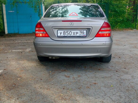 2006 Mercedes-Benz C-Класс 180 II (W203) Рестайлинг, серый, 700000 рублей - вид 5