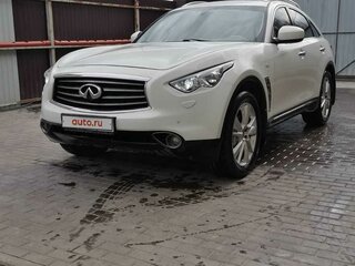 2011 Infiniti FX37 II (S51) Рестайлинг, белый, 1800000 рублей, вид 2