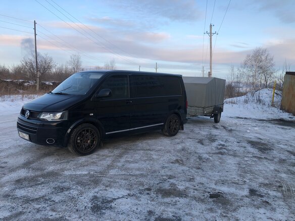 2012 Volkswagen Multivan T5 Рестайлинг, чёрный, 3650000 рублей - вид 9