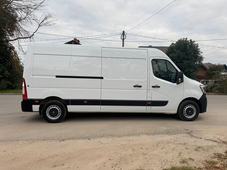 2020 Renault Master, белый, 2950000 рублей, вид 4